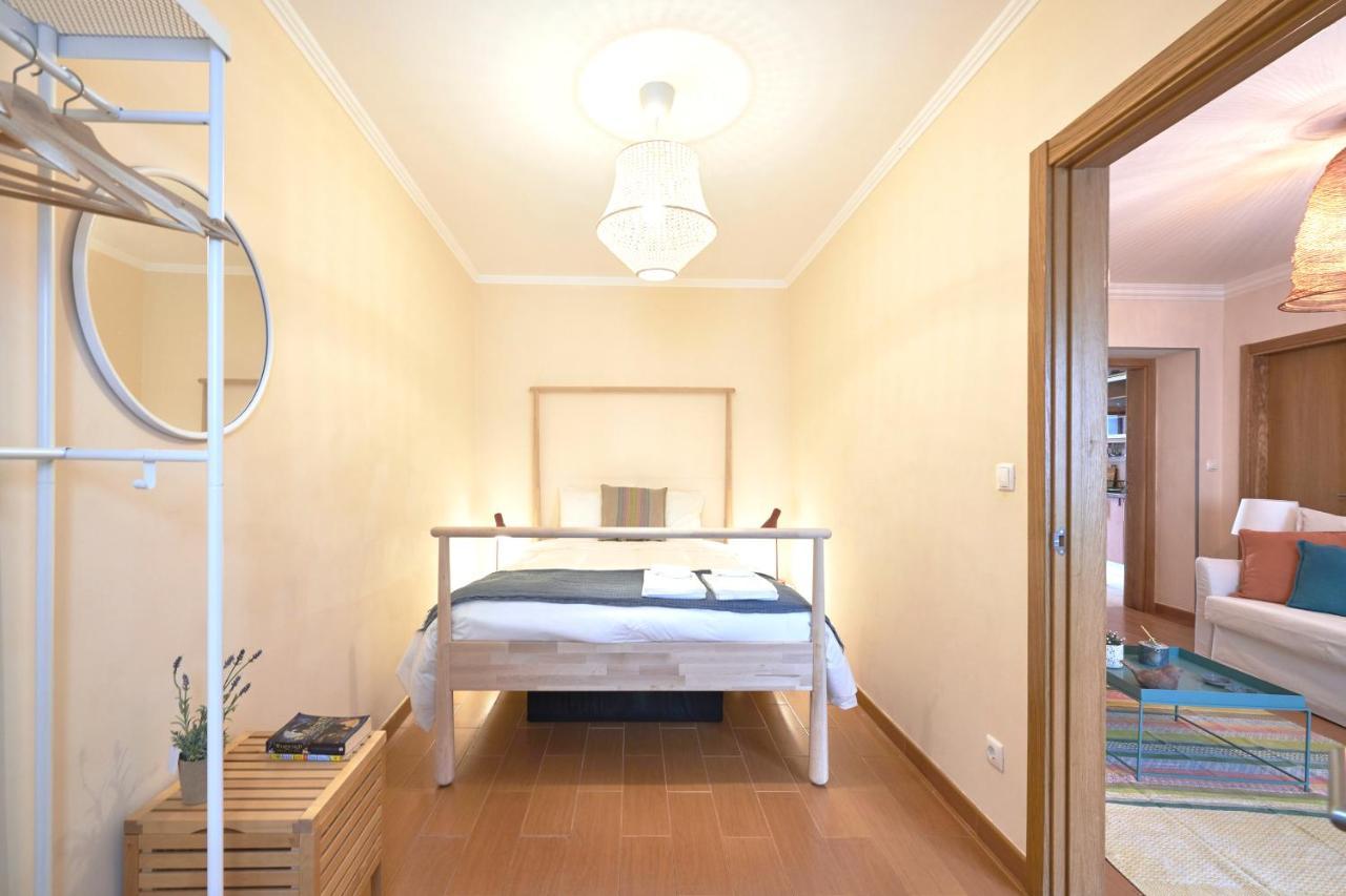 Idyllic Lisbon Apartments With Amazing Courtyard, By Timecooler Lisboa Exterior foto