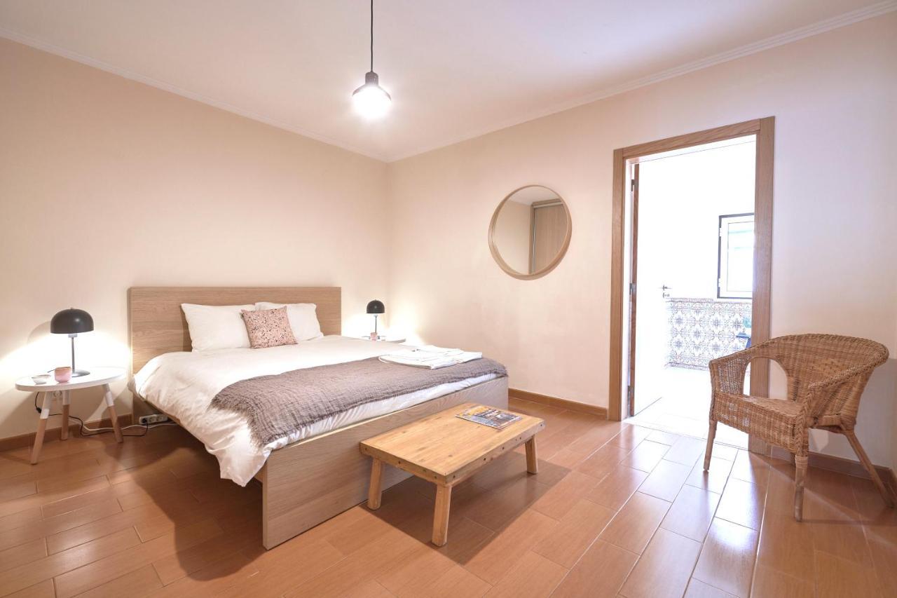 Idyllic Lisbon Apartments With Amazing Courtyard, By Timecooler Lisboa Exterior foto