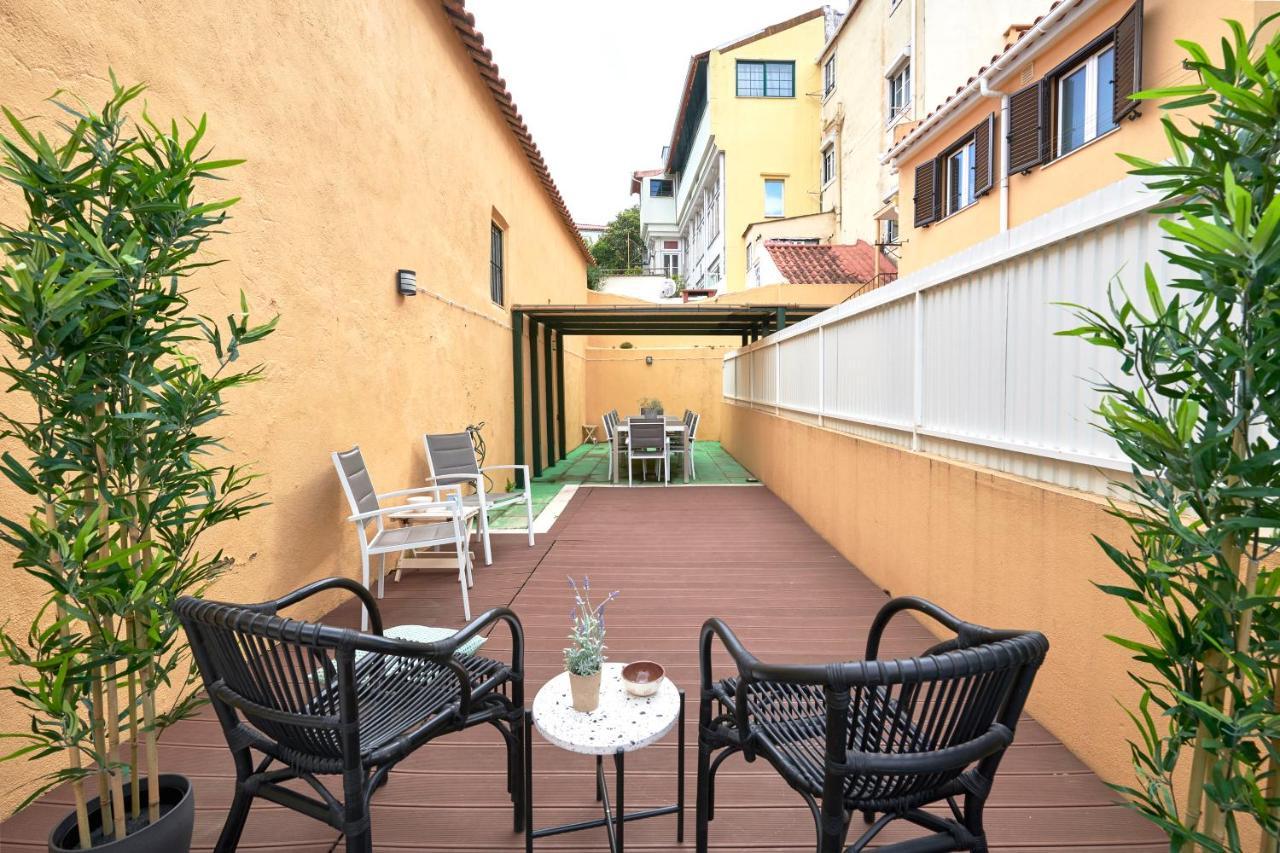 Idyllic Lisbon Apartments With Amazing Courtyard, By Timecooler Lisboa Exterior foto
