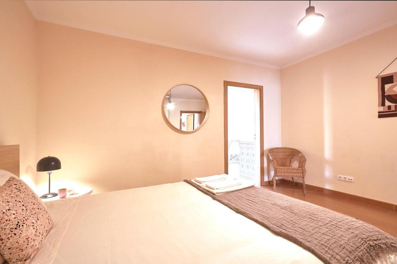 Idyllic Lisbon Apartments With Amazing Courtyard, By Timecooler Lisboa Exterior foto