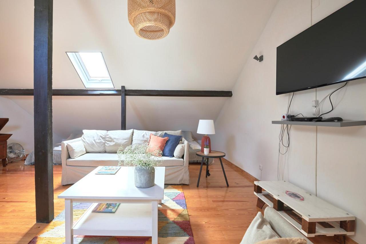 Idyllic Lisbon Apartments With Amazing Courtyard, By Timecooler Lisboa Exterior foto